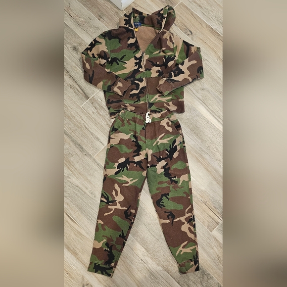 Polo Ralph Lauren Other - POLO RALPH LAUREN BOYS CAMO SWEATSUIT